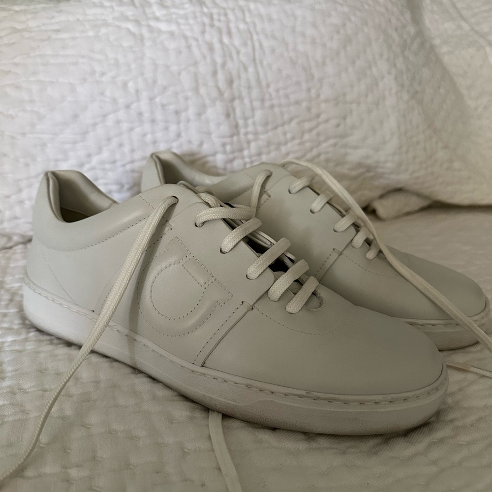 Women's white Leather Sneakers